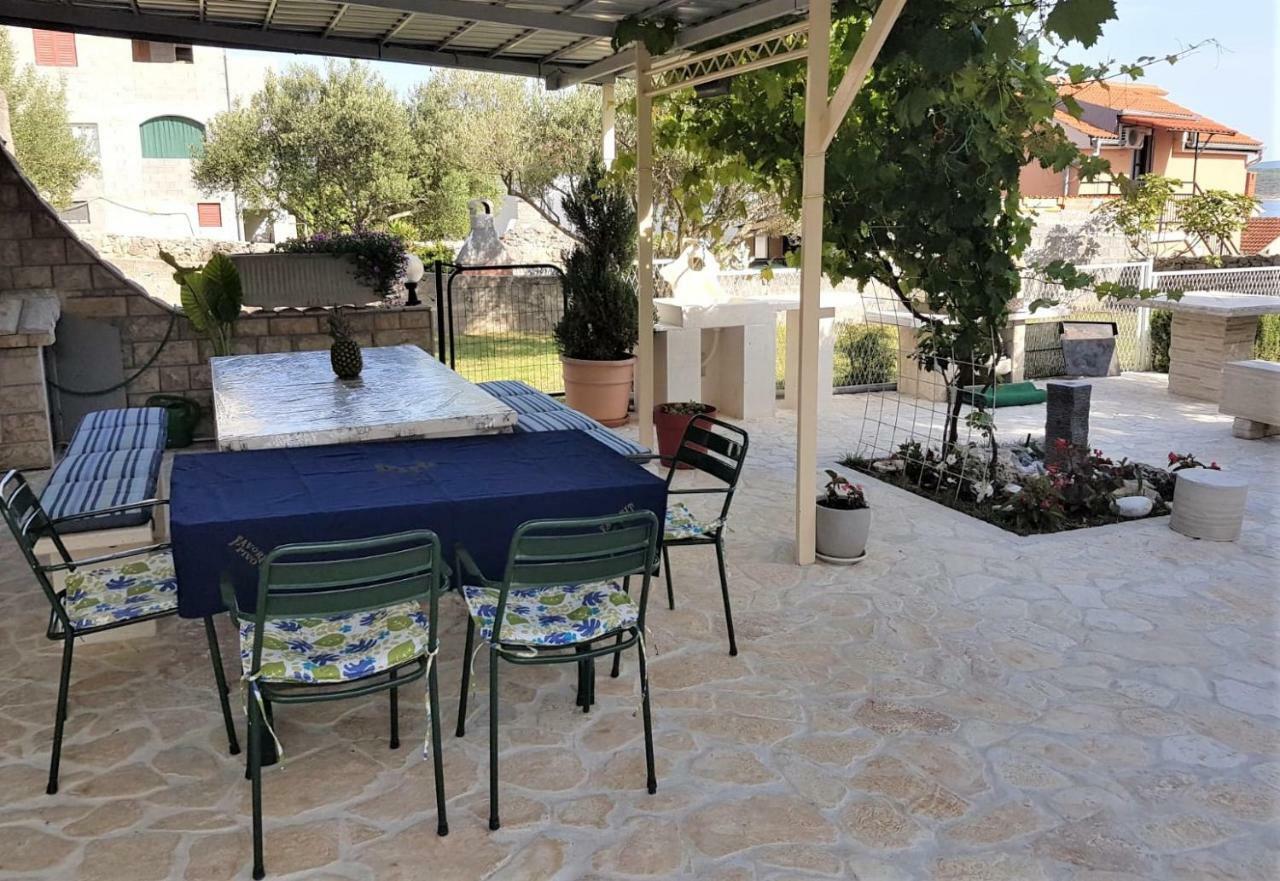 Apartment Maslenica, Near Zadar Esterno foto